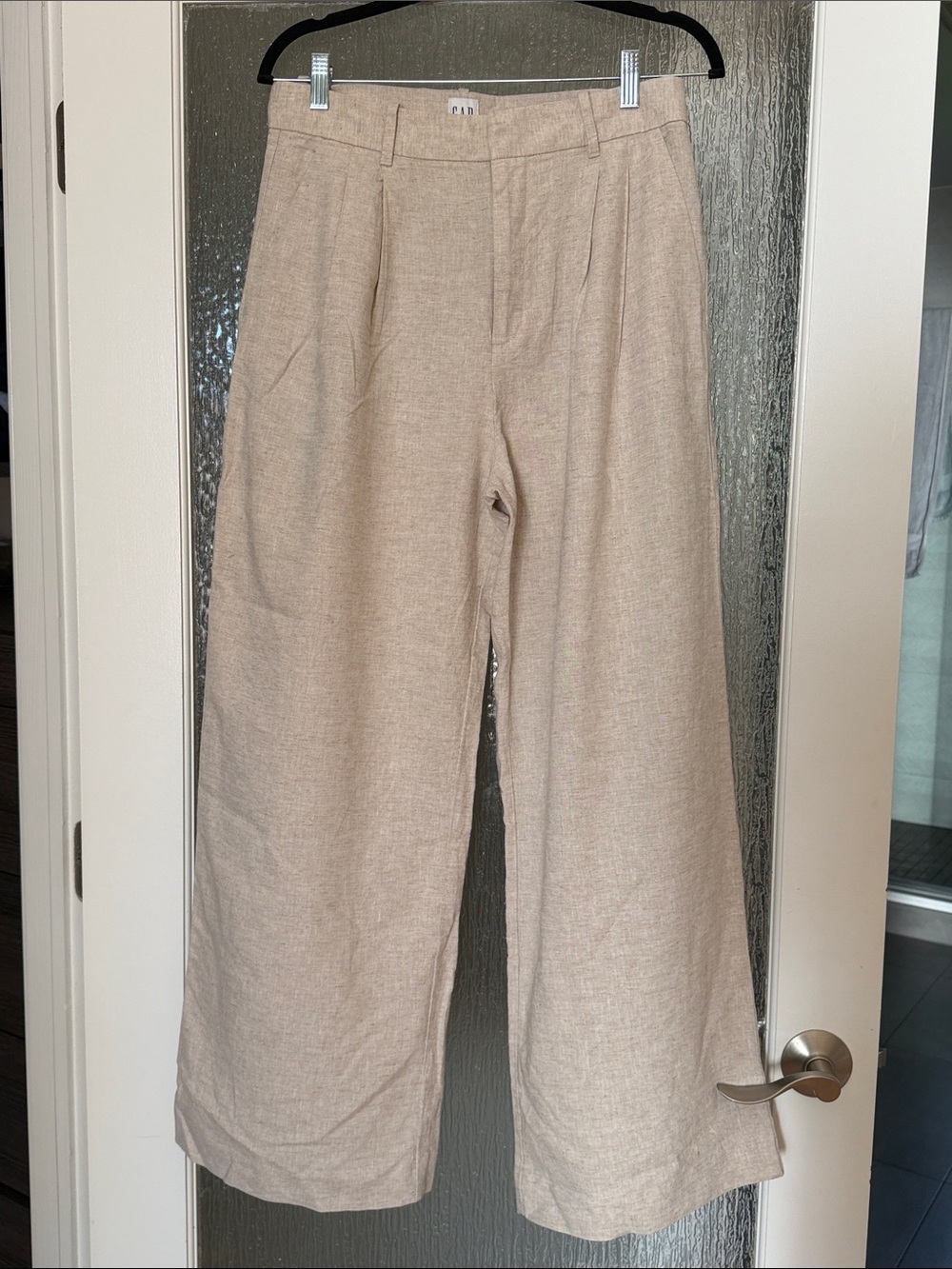Gap 365 high rise linen blend trousers. Size 8. Color is flax linen tan - Picture 6 of 11